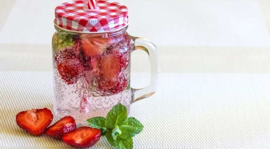 fruit water